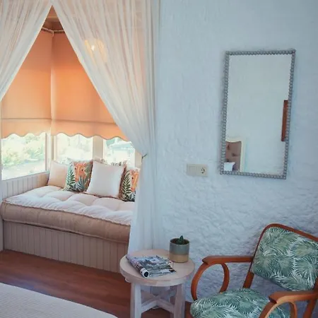 Rijeka Alacati 酒店 *