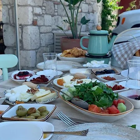 Rijeka Alacati 酒店 *