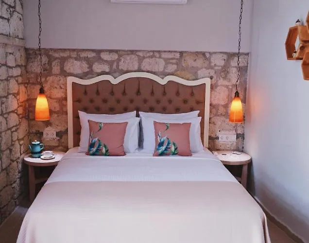 Готель Rijeka Alacati