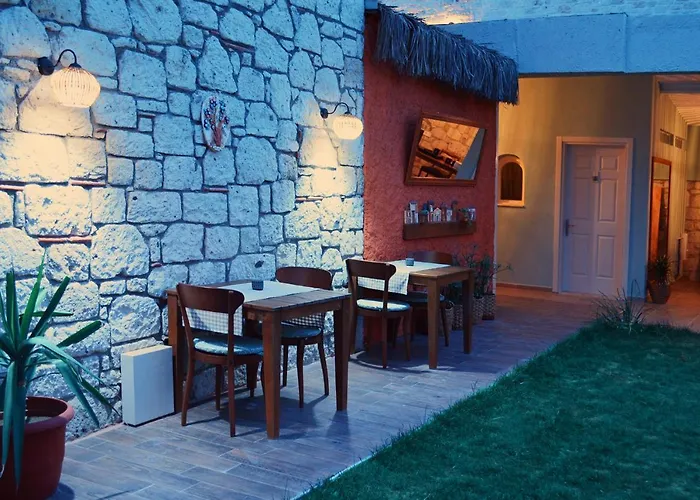 Готель Rijeka Alacati *