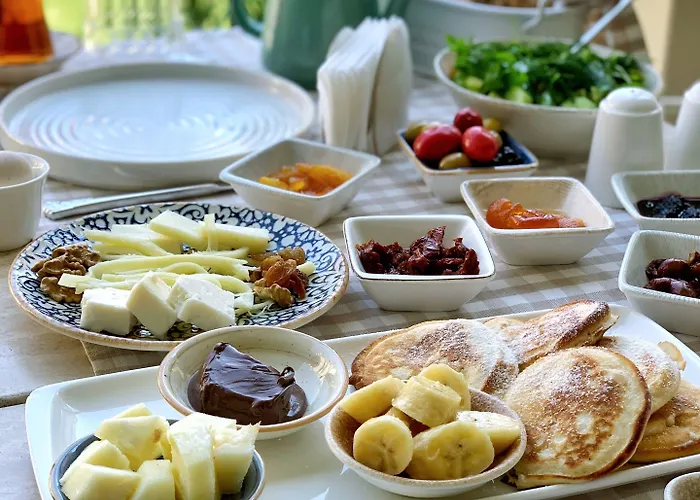 Готель Rijeka Alacati